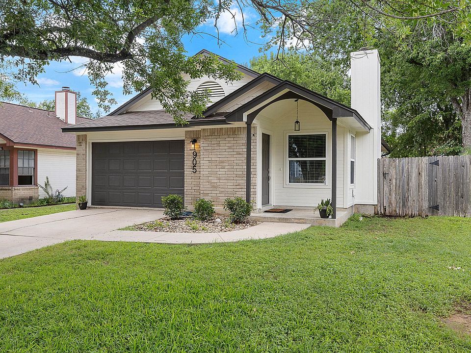 1st image of 905 Greenbriar Loop