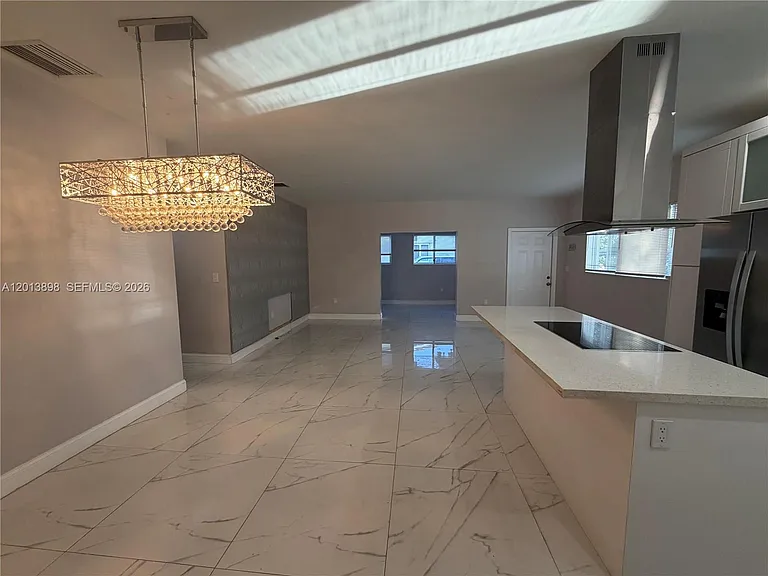 2241 N 62nd Ave — Photo 3