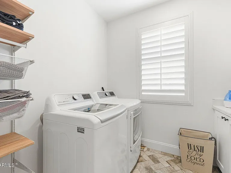 3655 E Piccadilly Rd — Photo 27