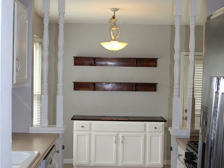 2276 Aileswood Ct — Photo 4