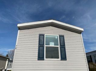 70 Candlelight Dr #70, Chicago Heights, IL 60411