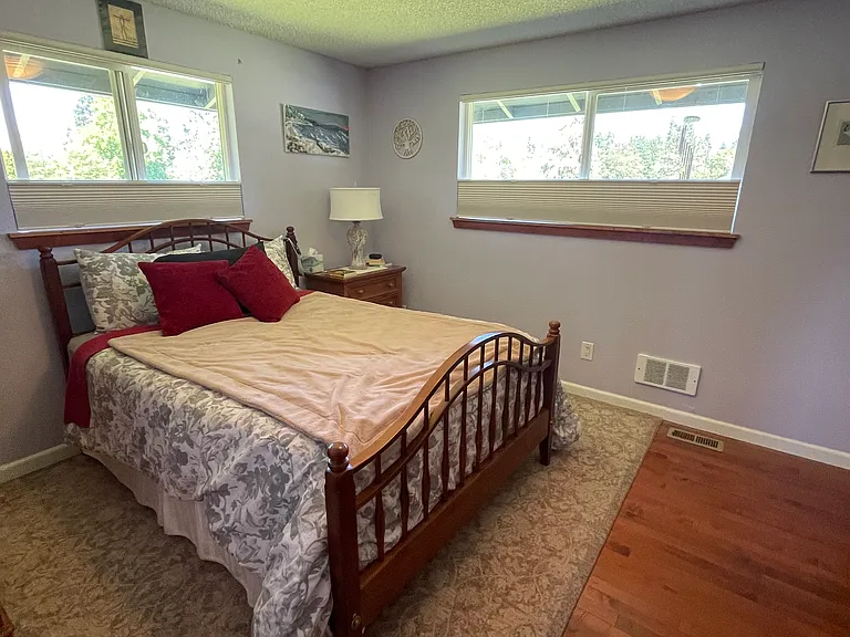 Bedroom #1
Furniture not included