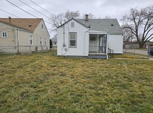 19080 Melvin St, Roseville, MI 48066