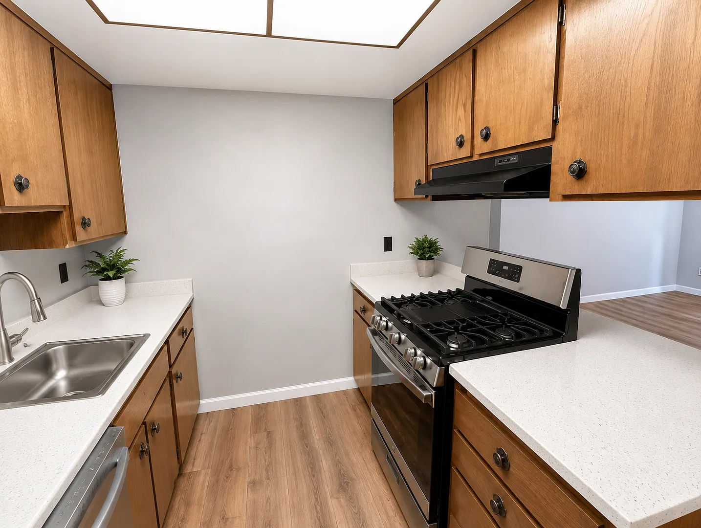 7321 Gail Way — Photo 4