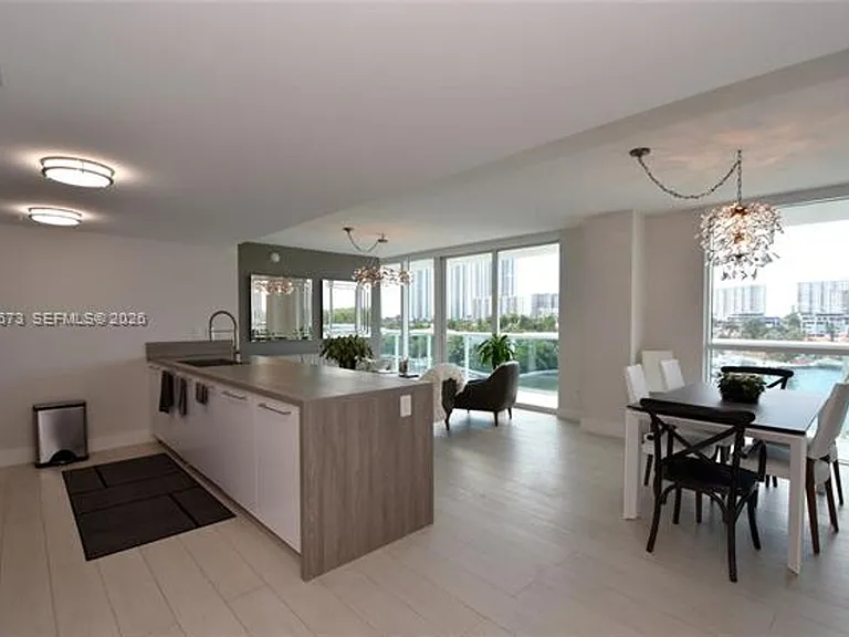400 Sunny Isles Blvd #CU-521 — Photo 15