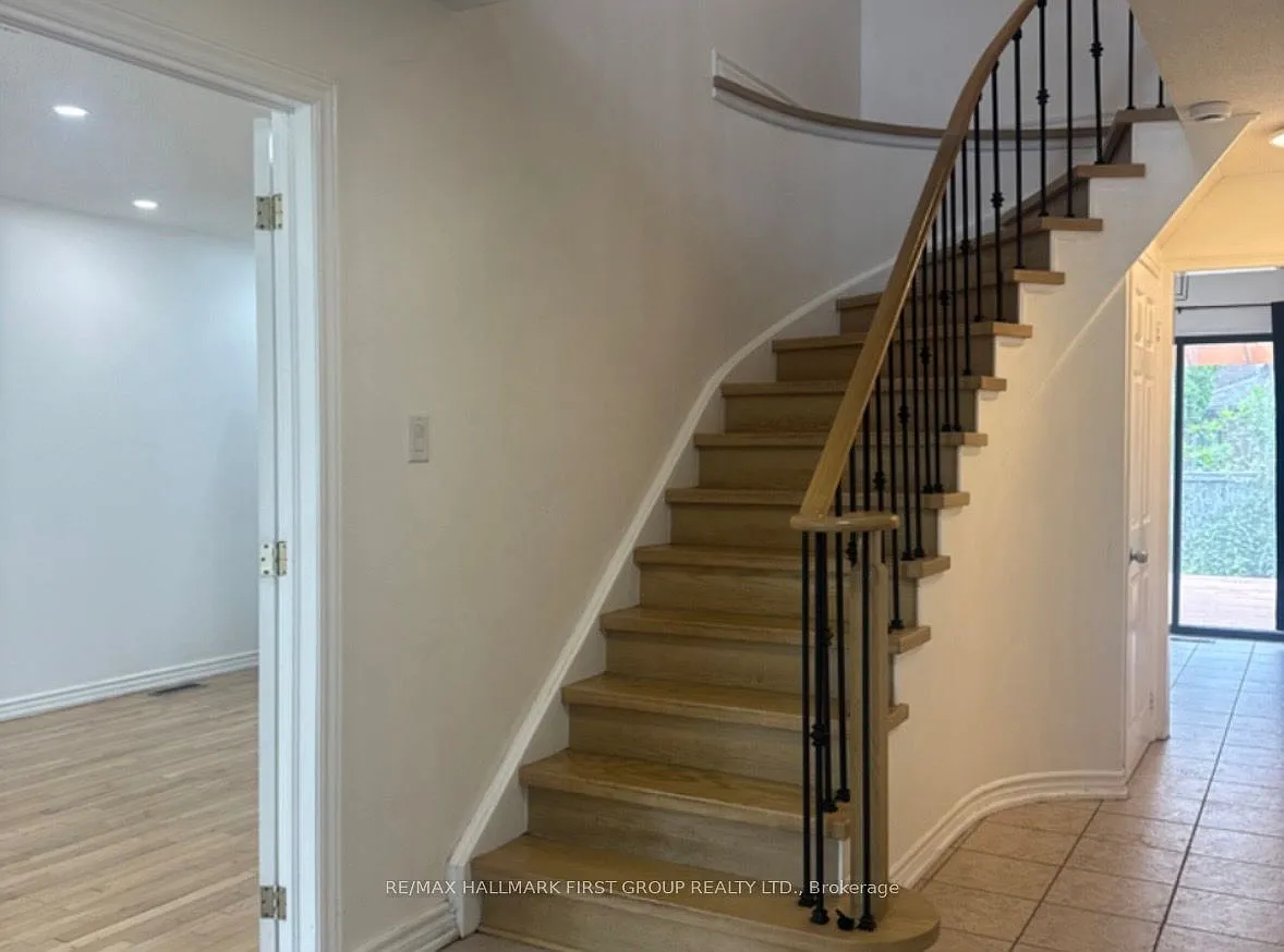 4 bed, $3,350 — Photo 2