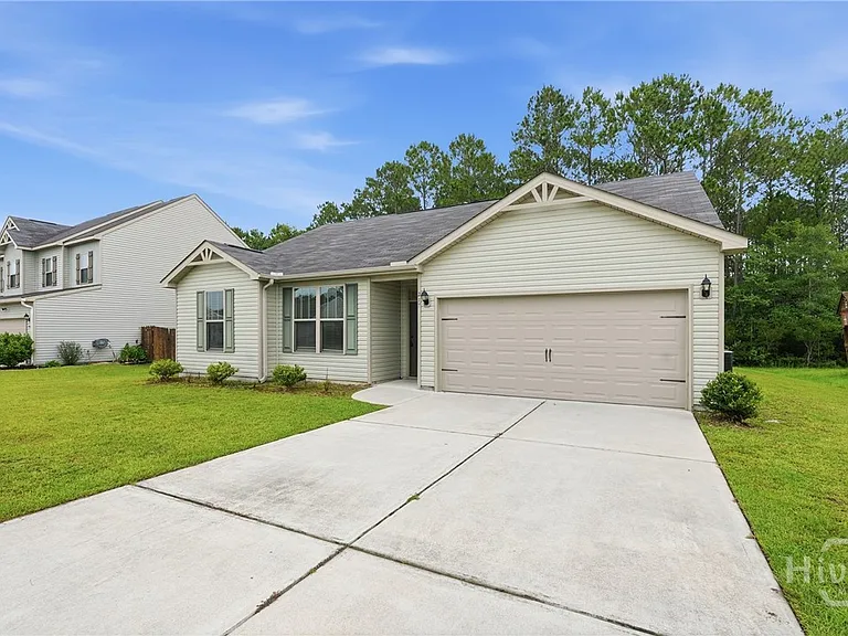 217 Timberlake Dr — Photo 2