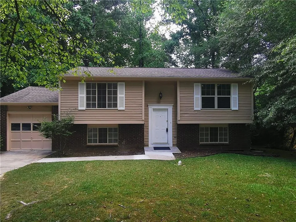 250 Sheringham Dr