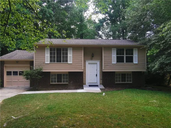 250 Sheringham Dr, Roswell, GA 30076