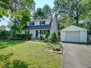 214 Rockland Ave, Norwood, NJ 07648