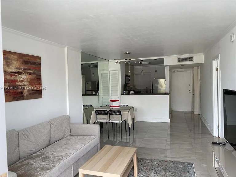 1345 Lincoln Rd #704 — Photo 4