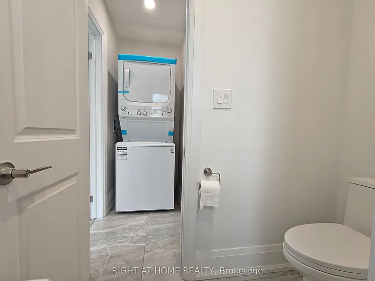 92 Cadillac Ave S #UPPER — Photo 9
