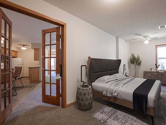 4th image of 10160 Lyndale Ave S #156-105