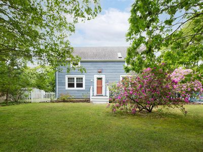 22 Shinnecock Avenue, East Quogue, NY, 11942