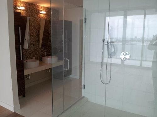 5th image of 2020 N Bayshore Dr APT 2709