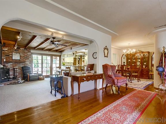 4th image of 4835 Hart Dr