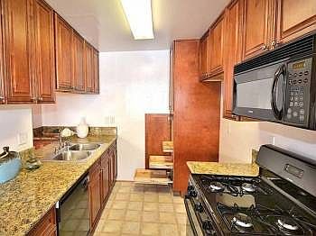 3rd image of 12540 Braddock Dr APT 221