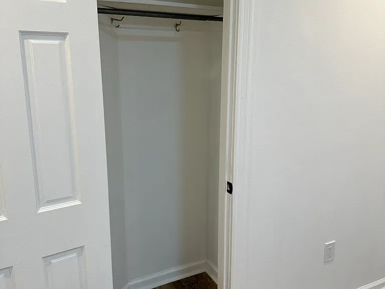 2117 E Cumberland St — Photo 28