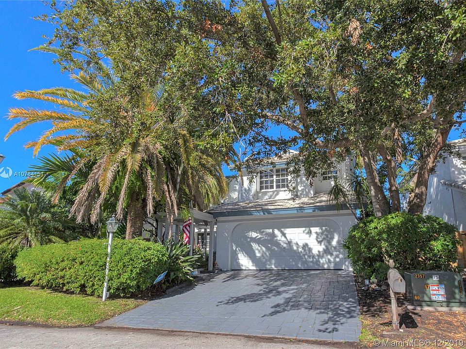 1st image of 8551 SW 210th Ter