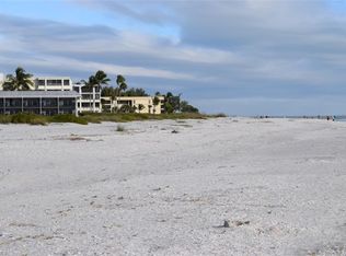 239 Robinwood Cir, Sanibel, FL 33957