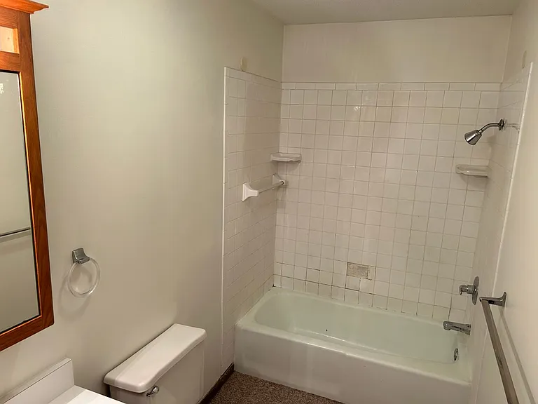 321-2 E Mechanic St — Photo 7