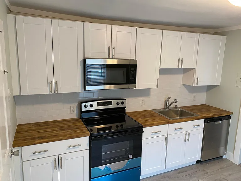 228 Dodge Ave #LEFT — Photo 2