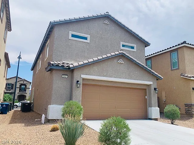 3 bed, 2.5 bath, 1905 sqft, $2,500 — Photo 4