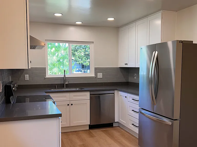 2085 Kim Louise Dr — Photo 6