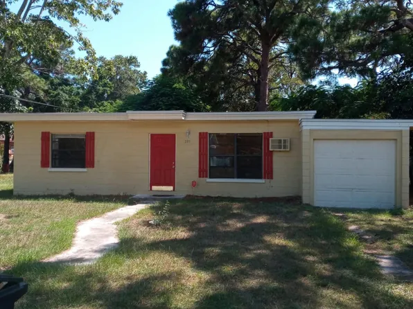 1209 York Avenue, Fort Pierce, FL 34982