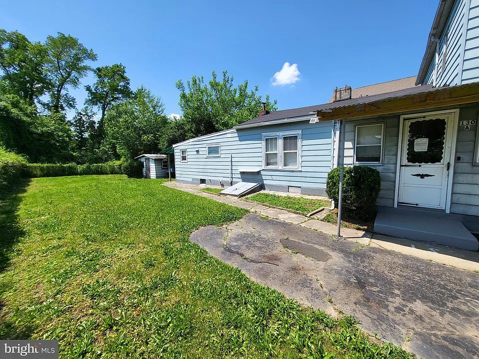 130 Oxford Ave