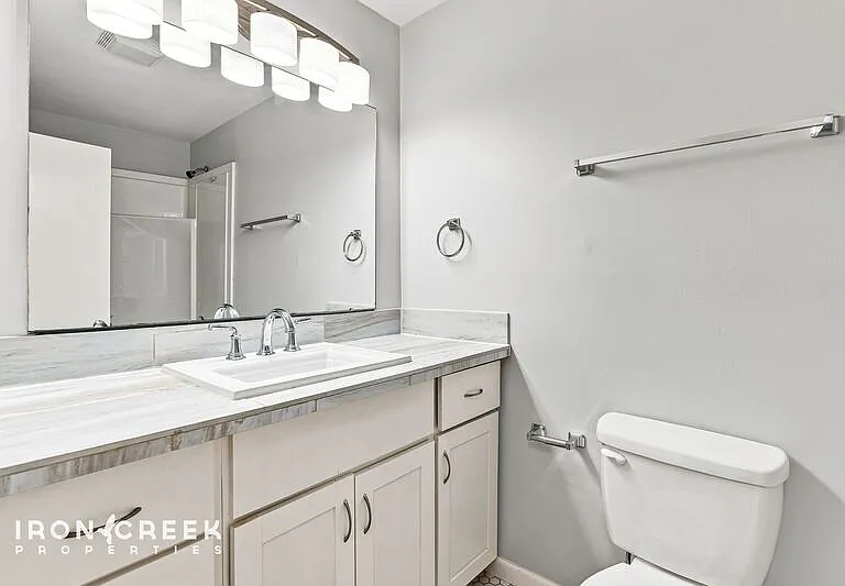 16 King Arthur Pl — Photo 15