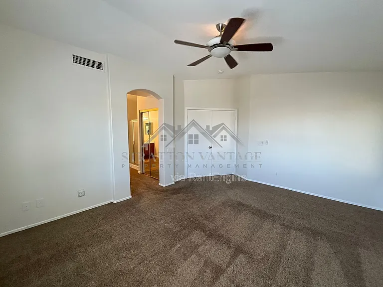 8259 W Eugie Ave — Photo 18