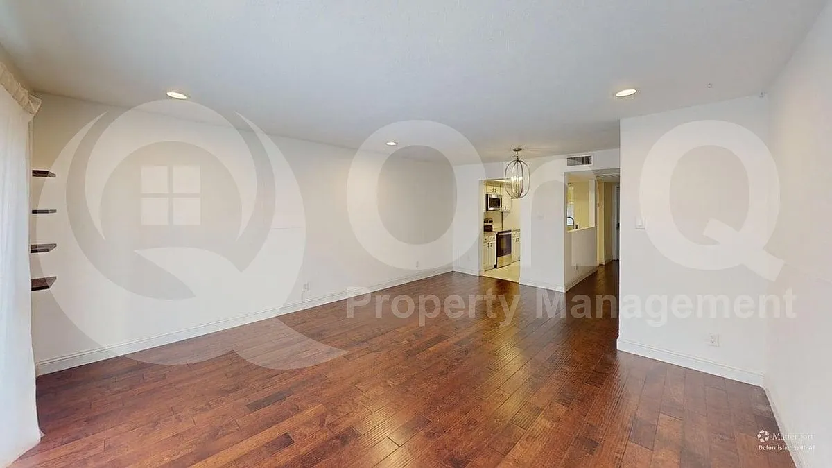 Building Photo - 4531 N Oconnor Rd #1196