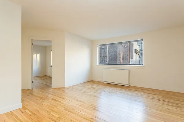 Rented by Compass | media 32