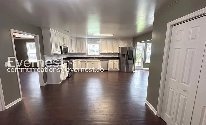 112 Grey Mare St — Photo 4