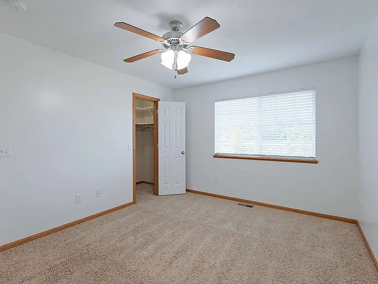730 Norwood Dr — Photo 28