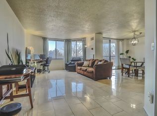 525 Harmon Cove Tower #525, Secaucus, NJ