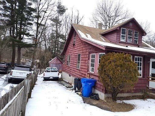 2nd image of 1800 Parker St