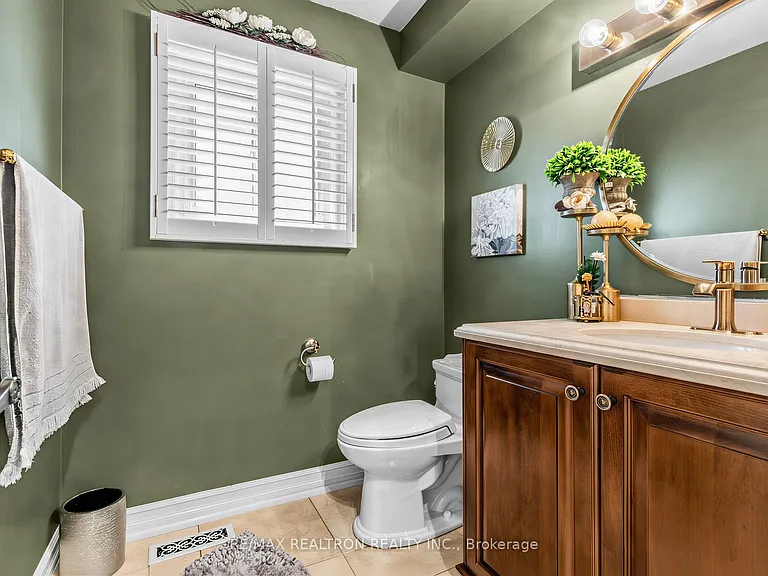 210 Westmount Blvd — Photo 21