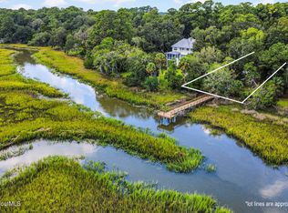 12 Tolomato Dr, Darien, GA 31305