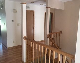 3rd image of 804 Ellis Ave