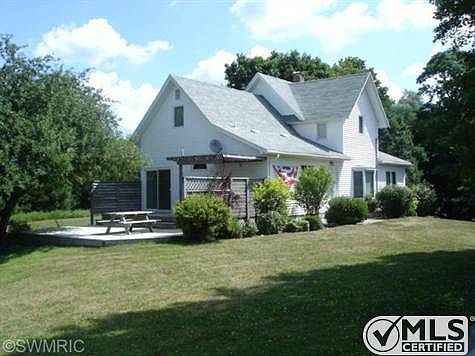 3rd image of 10335 N Newcosta Ave