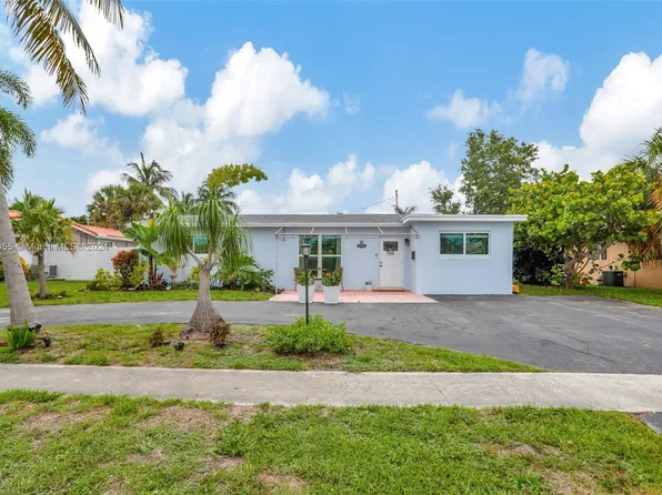 4921 NE 23rd Ave, Lighthouse Pt, FL 33064