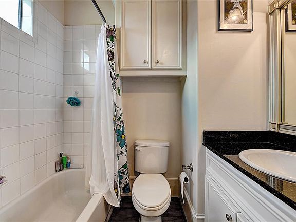 4th image of 1126 W 23rd St Unit A