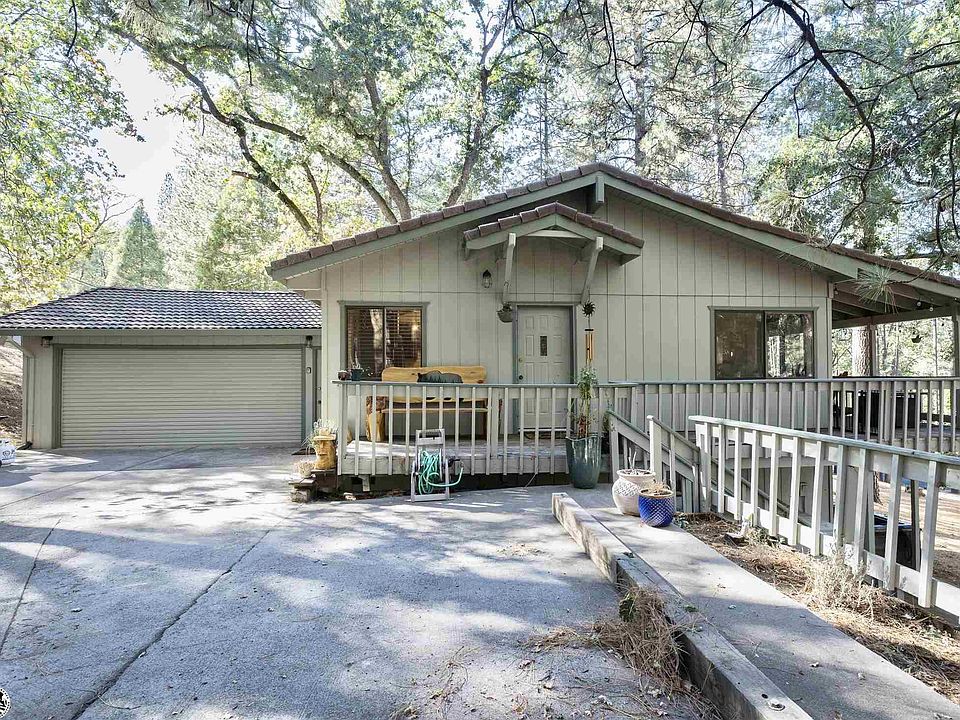 1st image of 19444 Pine Mountain Dr #409