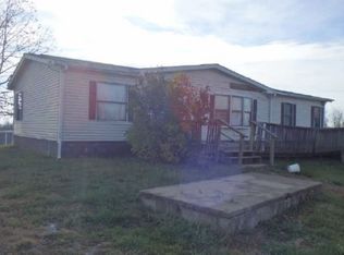 32 Ammerman Ln, Falmouth, KY 41040