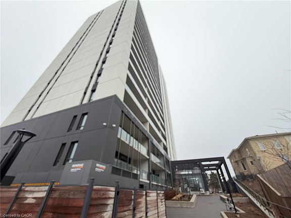 5th image of 741 King St W #301