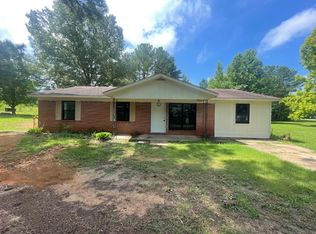 1102 Martin Luther King Jr Dr, Booneville, MS 38829