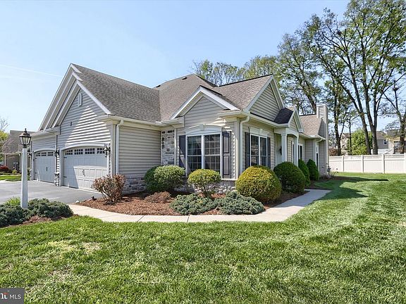 4th image of 202 Carmella Dr