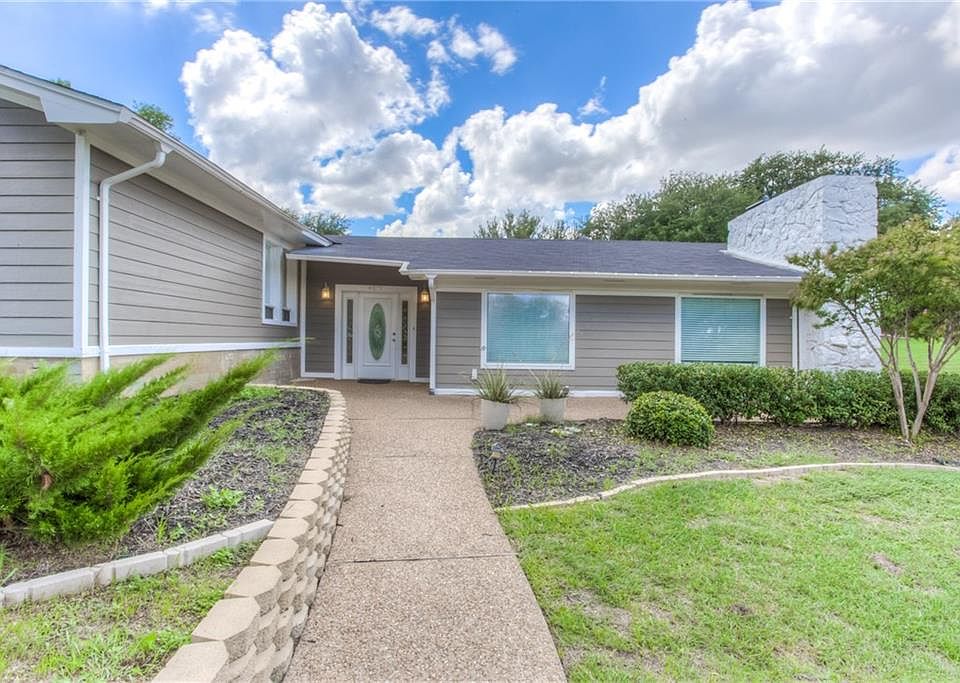 1st image of 4017 Village Green Dr